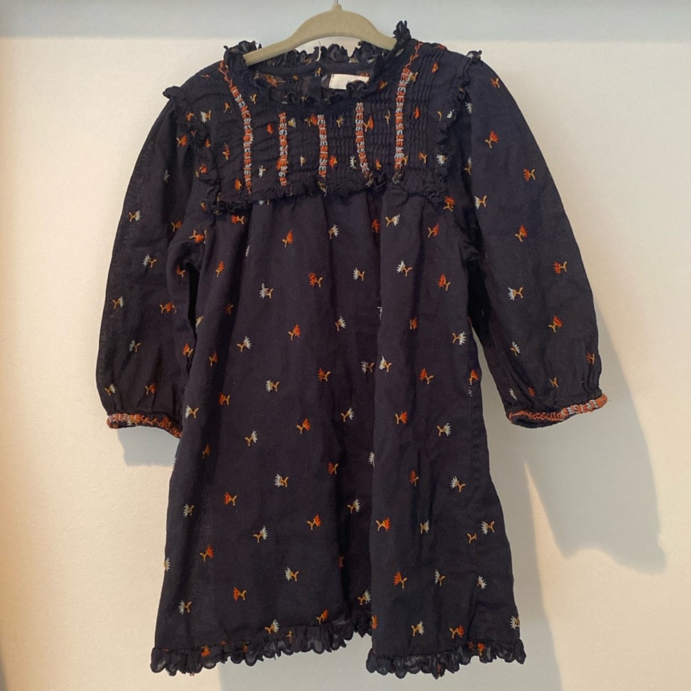 Dôen “Lottie” navy carnation embroidered toddler dress, 4T, EUC